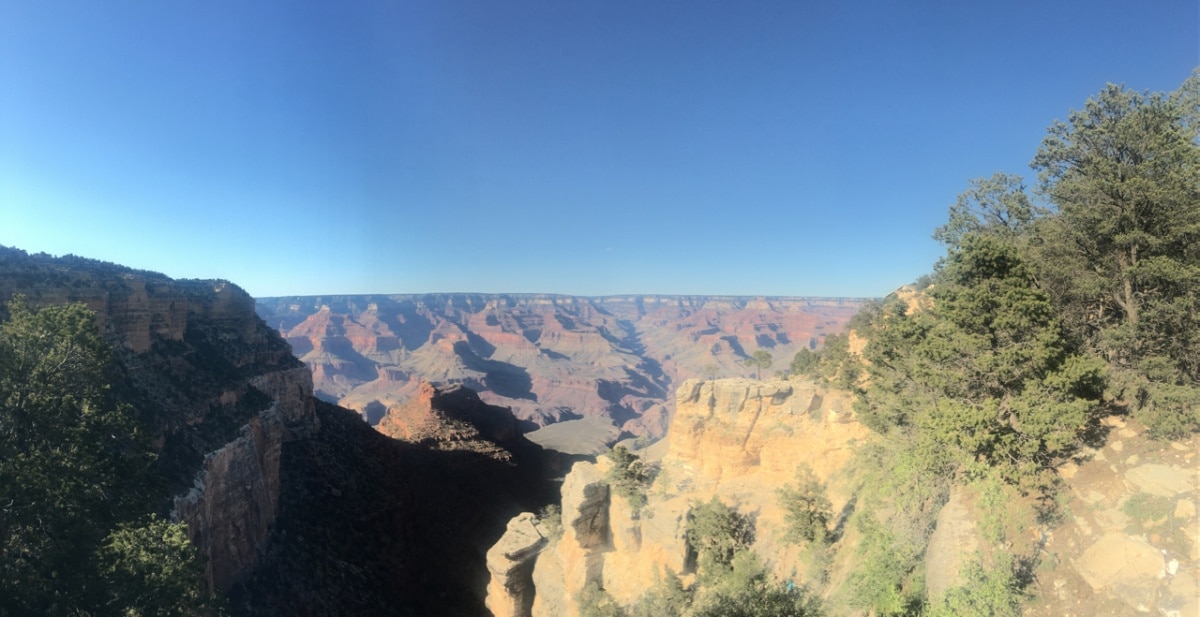 Setting sun on the canyon walls